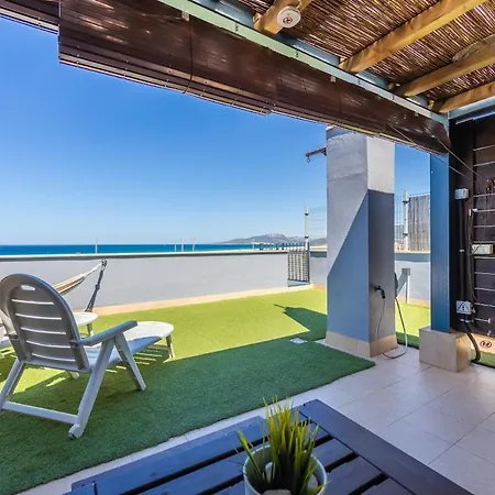 Chill Out Penthouse With Views - By Rent Apartment *