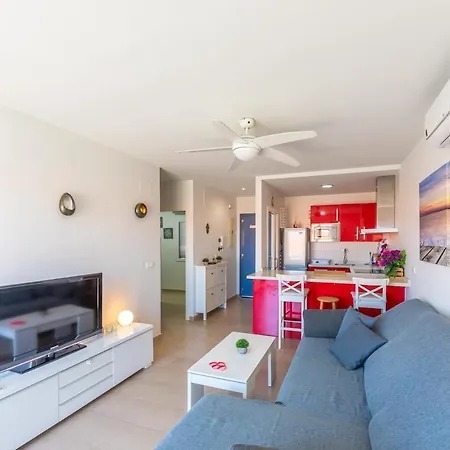 Chill Out Penthouse With Views - By Rent Apartment